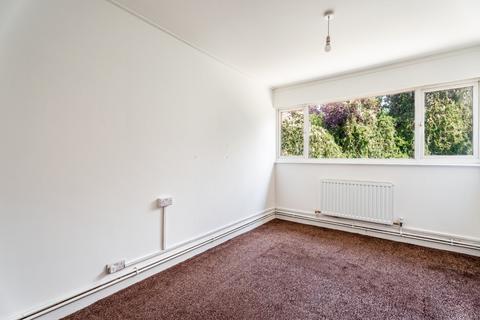 31 White Beams, Park Street, St Albans, AL2 2RT