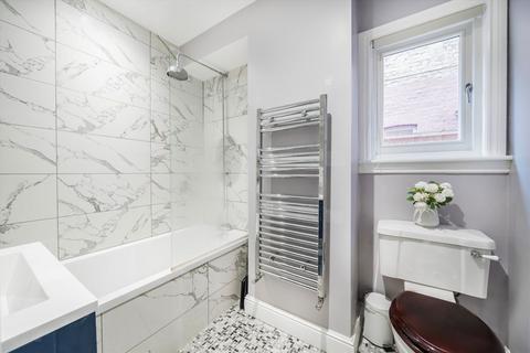 7e Hampton Road, Twickenham, TW2 5QE
