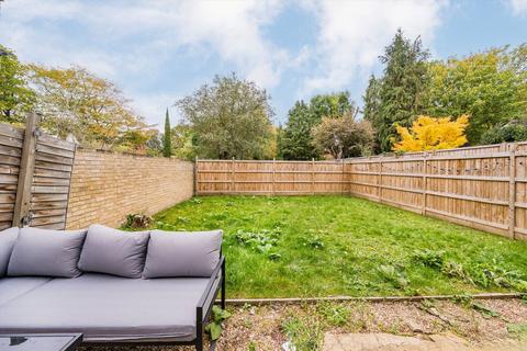 7e Hampton Road, Twickenham, TW2 5QE