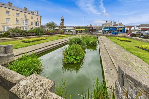 undefined, West Square, North Yorkshire YO11
