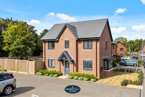 3 bedroom detached house for sale, Jones Road, Warwick CV34