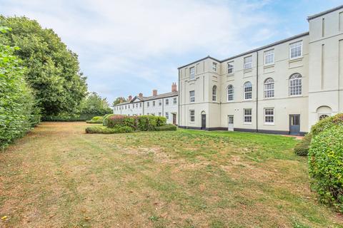 undefined, Beautifully Presented First Floor Apartment in Docking