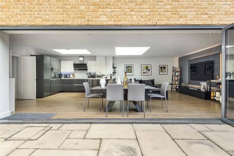 3 bedroom apartment for sale, Islington High Street, London, N1