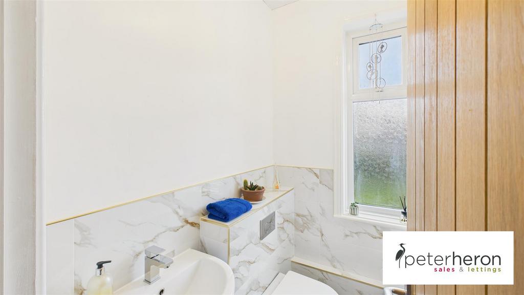 Washroom/WC
