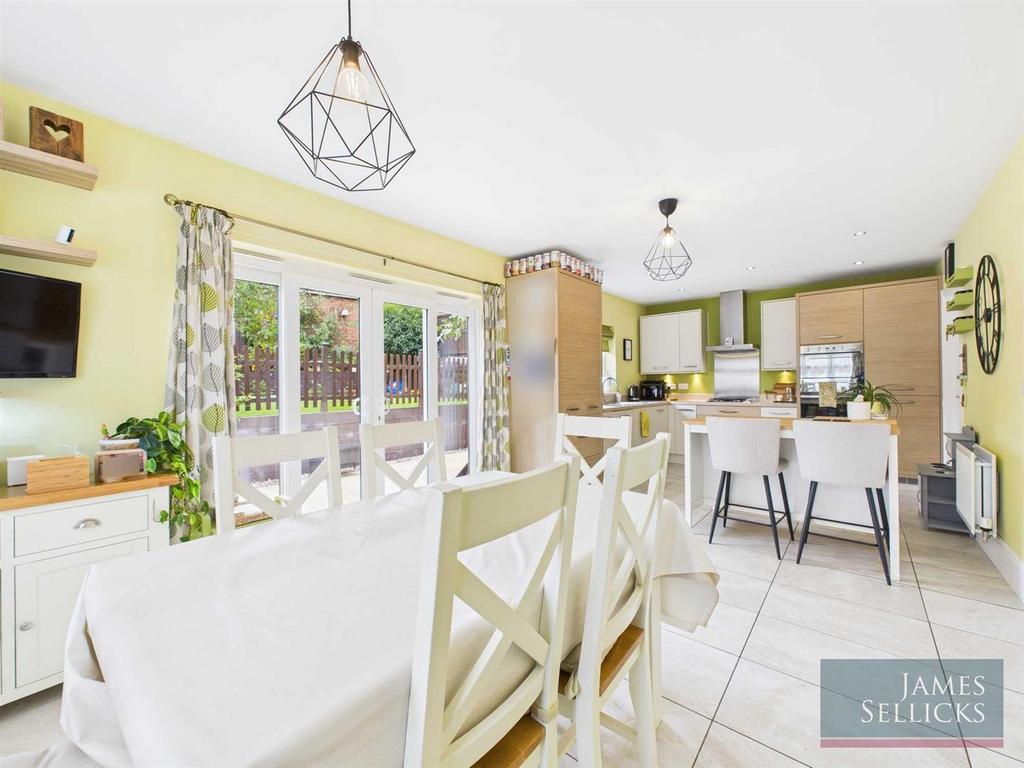 Open Plan Dining Kitchen