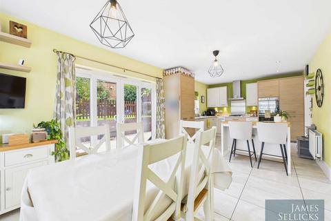 4 bedroom detached house for sale, Jack Cumberland Road, Little Bowden, Market Harborough