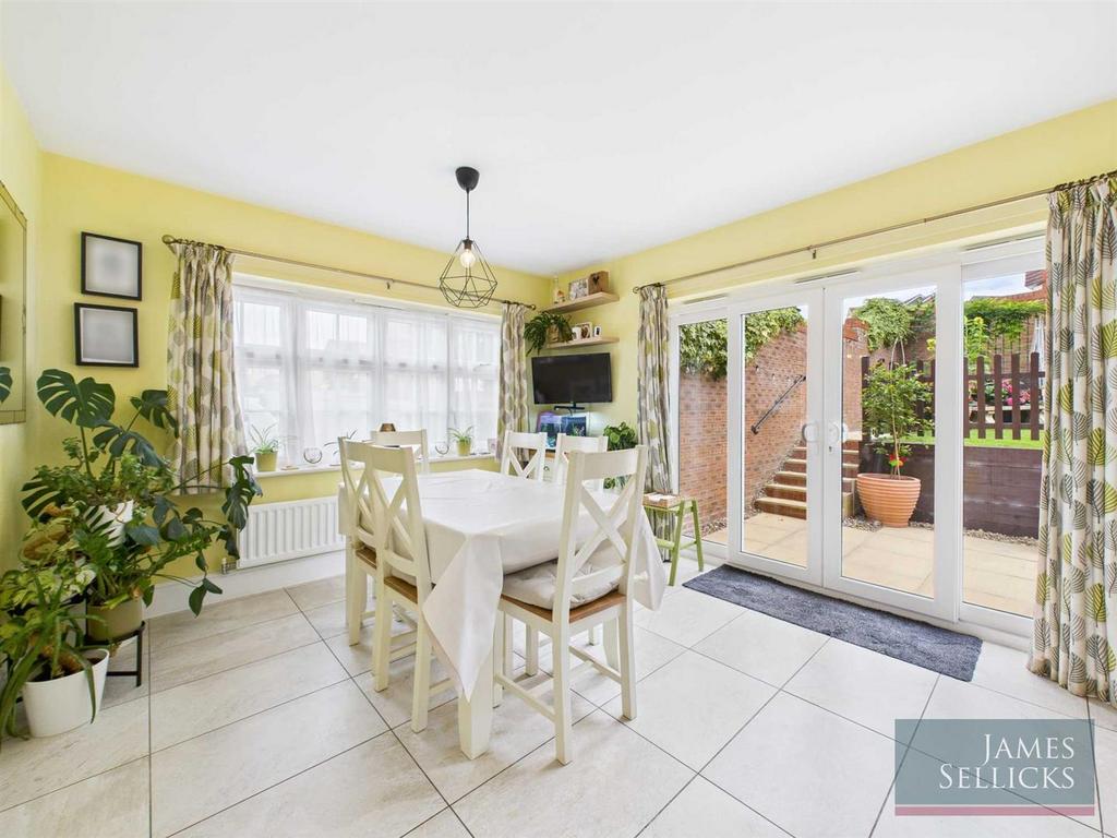 Open Plan Dining Kitchen