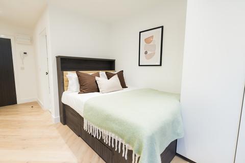 undefined, Apt 008, Churchill House Residence, 17 Wellington Street LS1