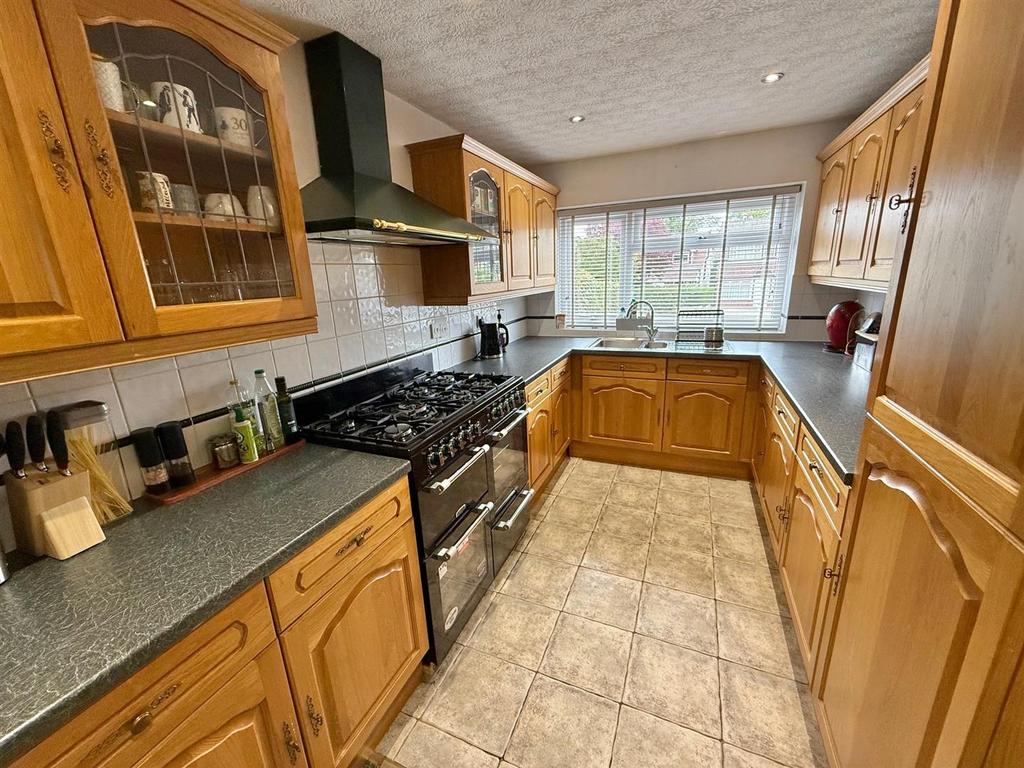 AR24 Kitchen.jpg