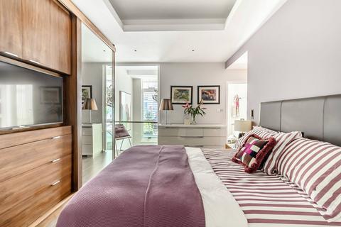 2 bedroom maisonette to rent, Elvaston Mews, South Kensington, London, SW7