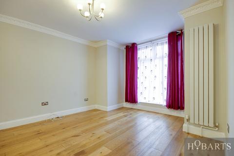 196 Green Street, Enfield, EN3 7LA