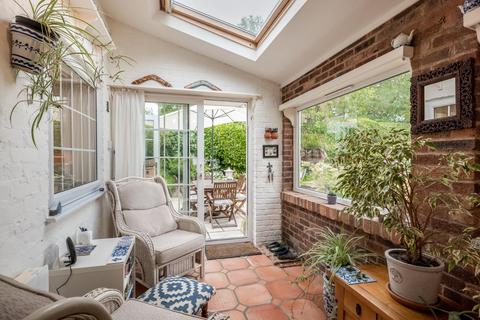 3 bedroom cottage for sale, Kings Lane, Snitterfield, Stratford-upon-Avon