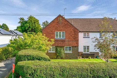 undefined, Front Road, Woodchurch, Ashford, Kent, TN26