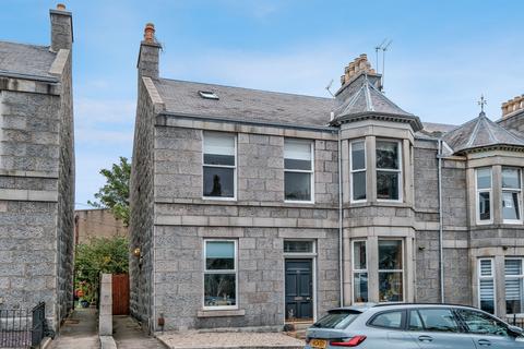 3 bedroom flat for sale, 28 Grosvenor Place, Rosemount, Aberdeen, AB25