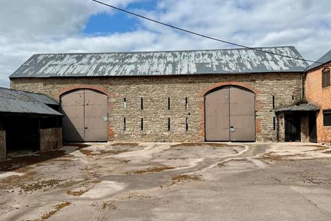 undefined, Belmont, Hereford