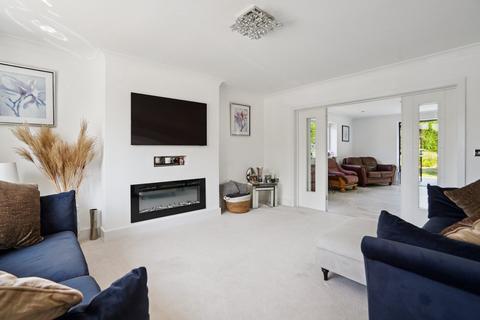 4 bedroom detached house for sale, Monument Lane, Chalfont St. Peter, Gerrards Cross, Buckinghamshire, SL9