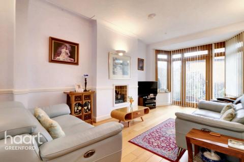 3 bedroom semi-detached house for sale, Whitton Avenue East, Greenford