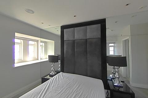 undefined, Princess Park Manor, London N11
