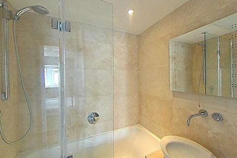 undefined, Princess Park Manor, London N11