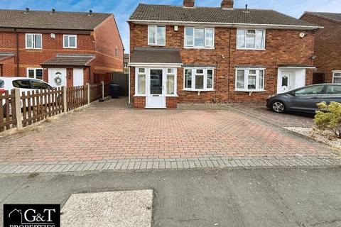 3 bedroom semi-detached house for sale, Dingle Road, Kingswinford