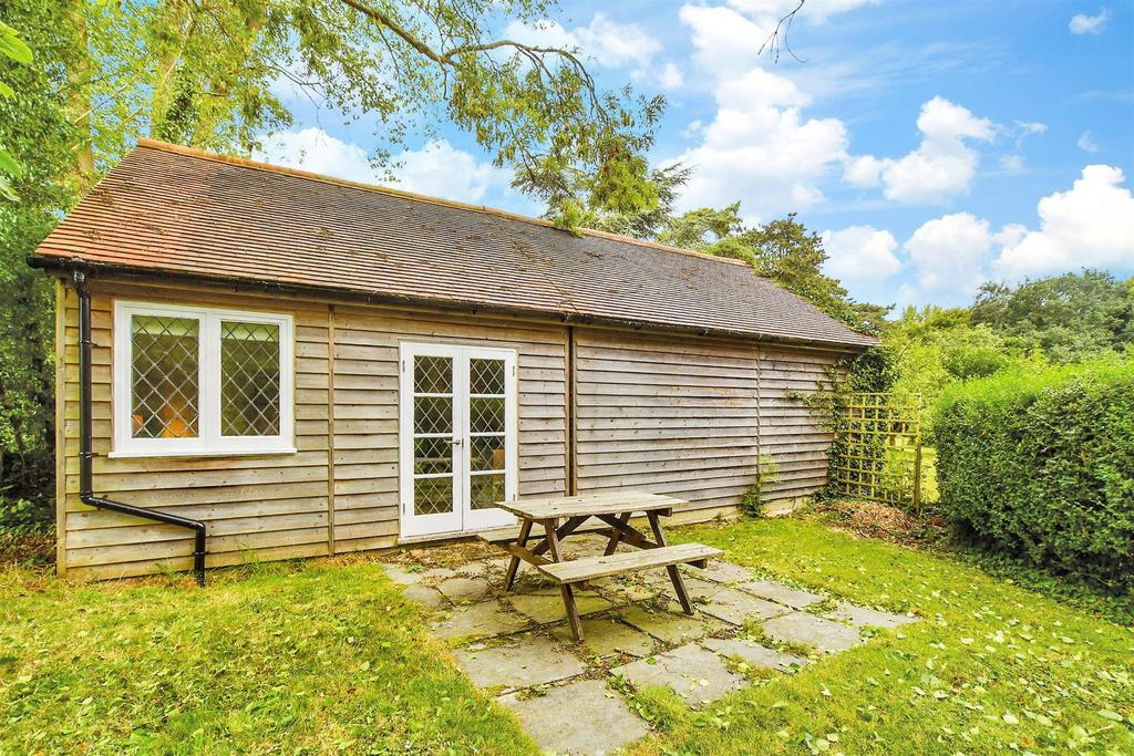 Workshop/Outbuildings