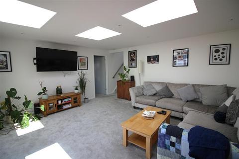 3 bedroom detached bungalow for sale, Hillside Road, Saltash
