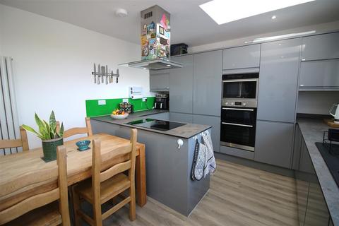 3 bedroom detached bungalow for sale, Hillside Road, Saltash