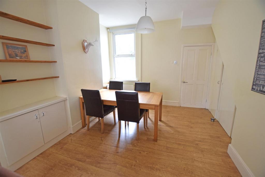 Dining room.jpg