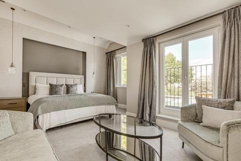 36 Landford Road, London, SW15 1AG