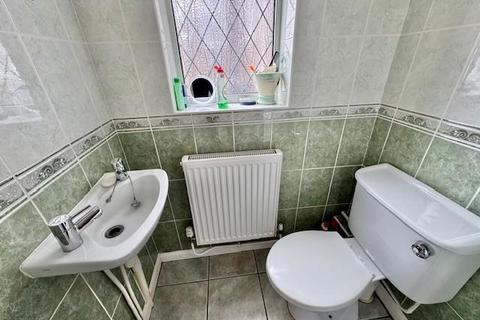3 bedroom terraced house for sale, Thornbera Gardens, Bishop's Stortford CM23