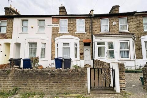 Featherstone Road, Southall UB2