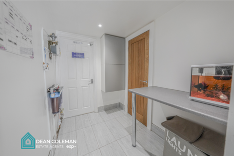 40 Chalgrove Avenue, Birmingham, B38 8YP