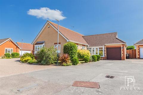undefined, Bloom Close, Frinton-On-Sea