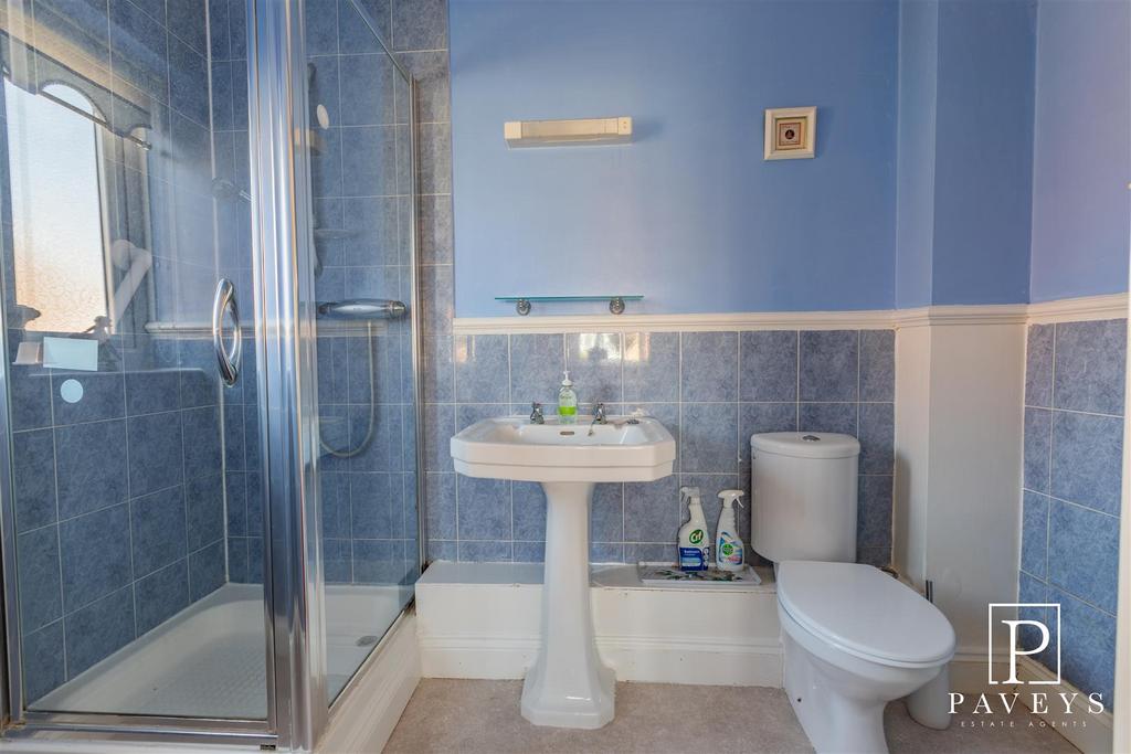 En suite shower room