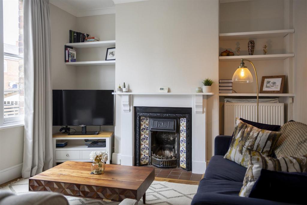 18 Howe Hill Road 9.jpg