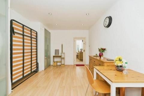undefined, Ruislip Road East, Greenford UB6