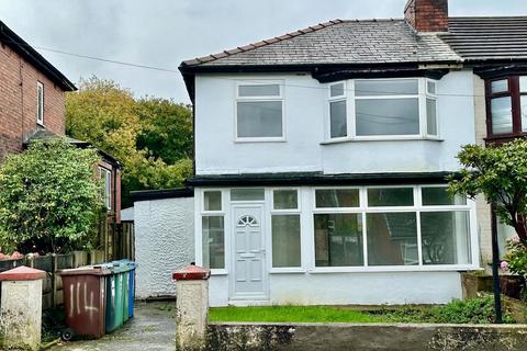 3 bedroom semi-detached house to rent, Outwood Road, Radcliffe
