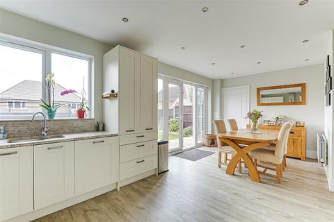 2 Phillips Way, Buntingford, SG9 9GY