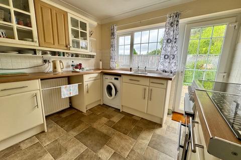 3 bedroom detached bungalow for sale, 16 Mayfield Crescent Louth LN11 8EQ