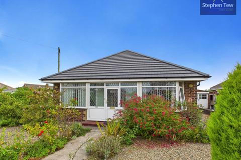 2 bedroom bungalow for sale, Leach Lane, Lytham St. Annes, FY8