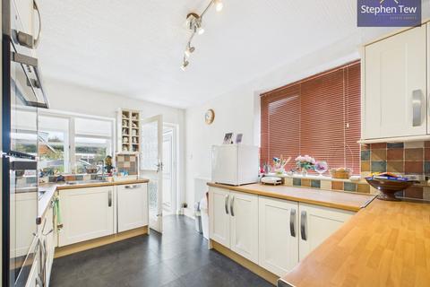 2 bedroom bungalow for sale, Leach Lane, Lytham St. Annes, FY8