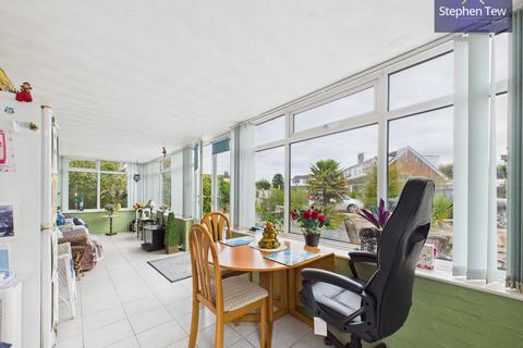 2 bedroom bungalow for sale, Leach Lane, Lytham St. Annes, FY8