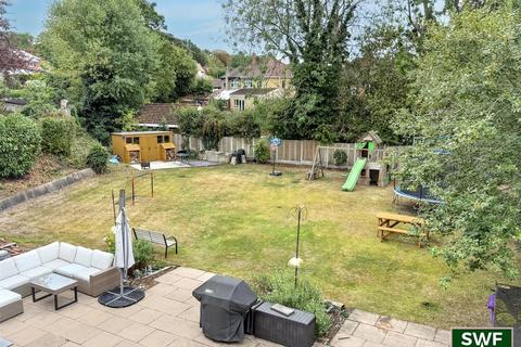 undefined, Wellington Avenue, Bradmore