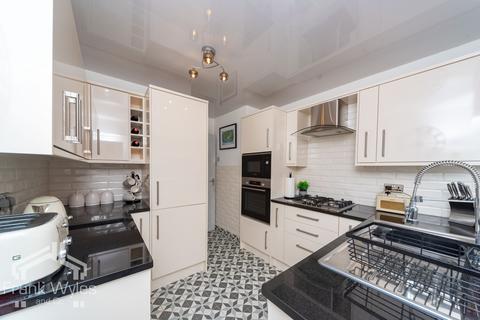 2 bedroom detached bungalow for sale, Holcroft Place, Lytham , Lancashire
