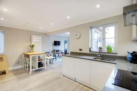 19 Brindles Field, Tonbridge, TN9 2YR