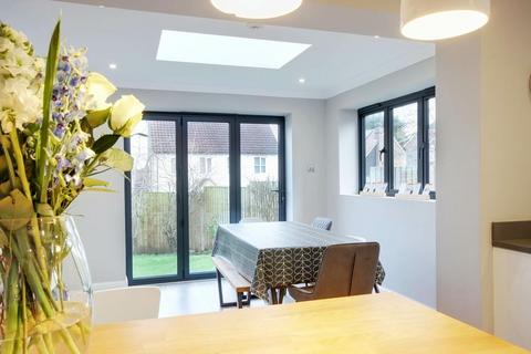 19 Brindles Field, Tonbridge, TN9 2YR
