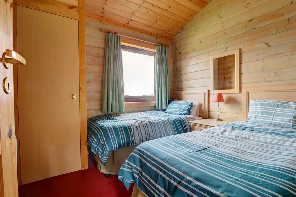 Bedroom 3.jpg