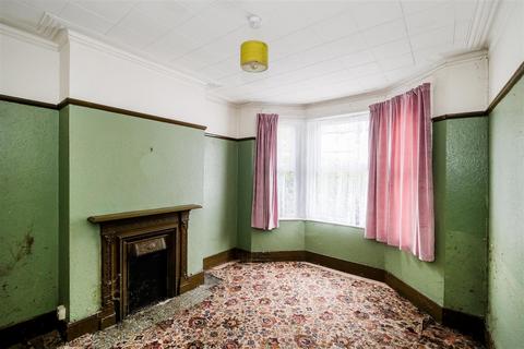 undefined, Carnarvon Road, London