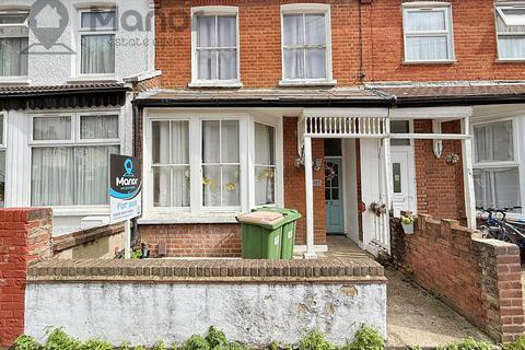 undefined, Dersingham Avenue, Manor Park, E12 6HP
