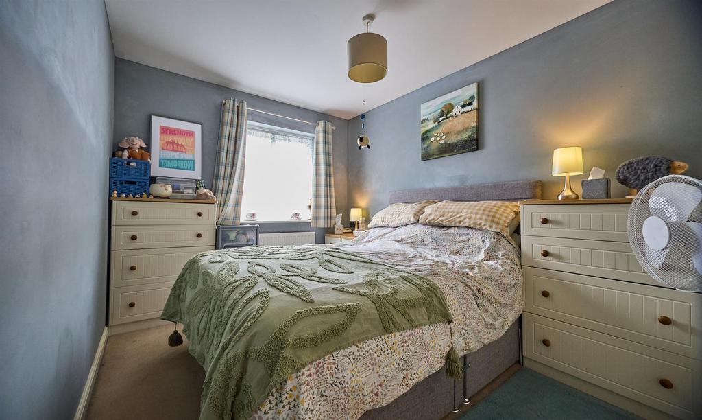 Front bedroom One